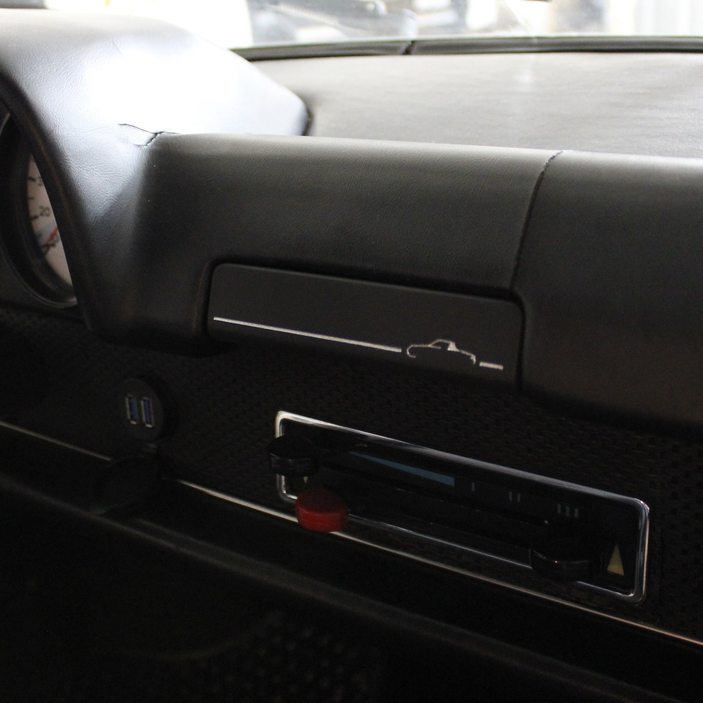 Phone & Tablet Magnetic Mount Ashtray Conversion for Porsche 914