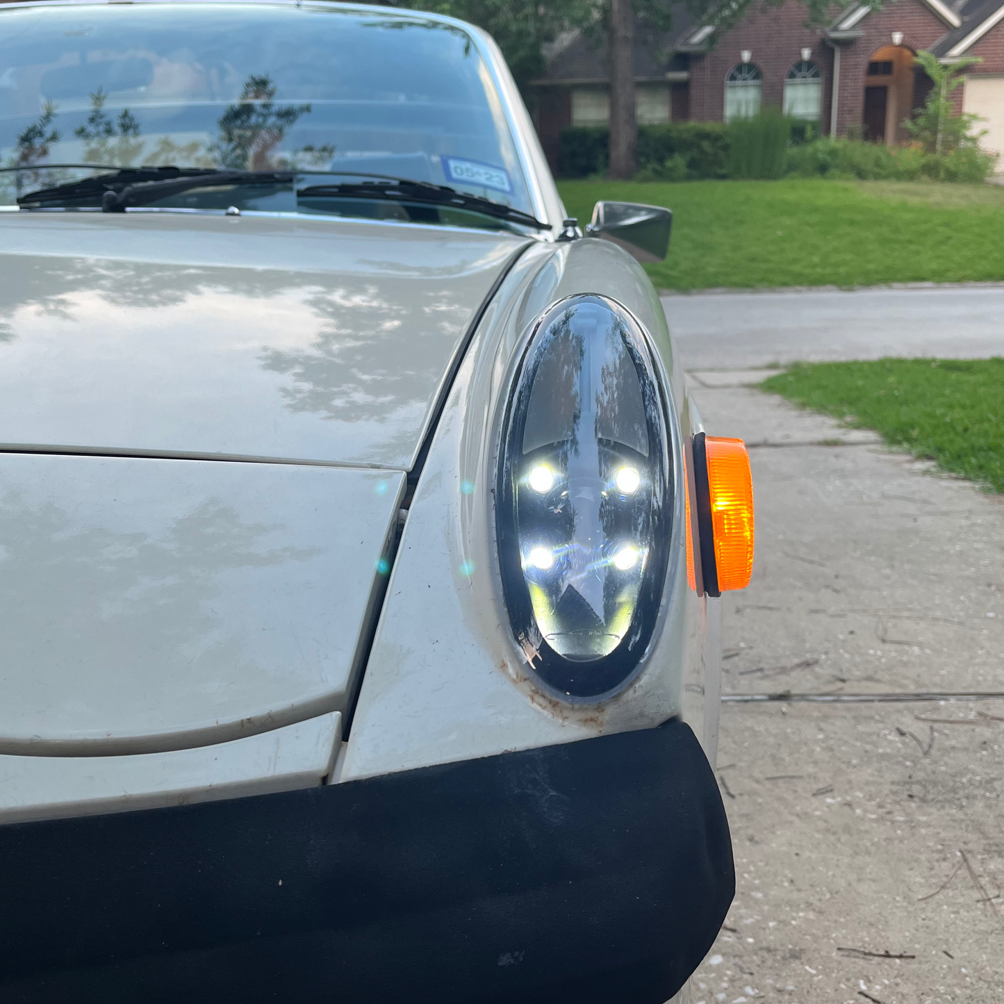 Custom-Modern Signal/Headlight Combo for Porsche 914