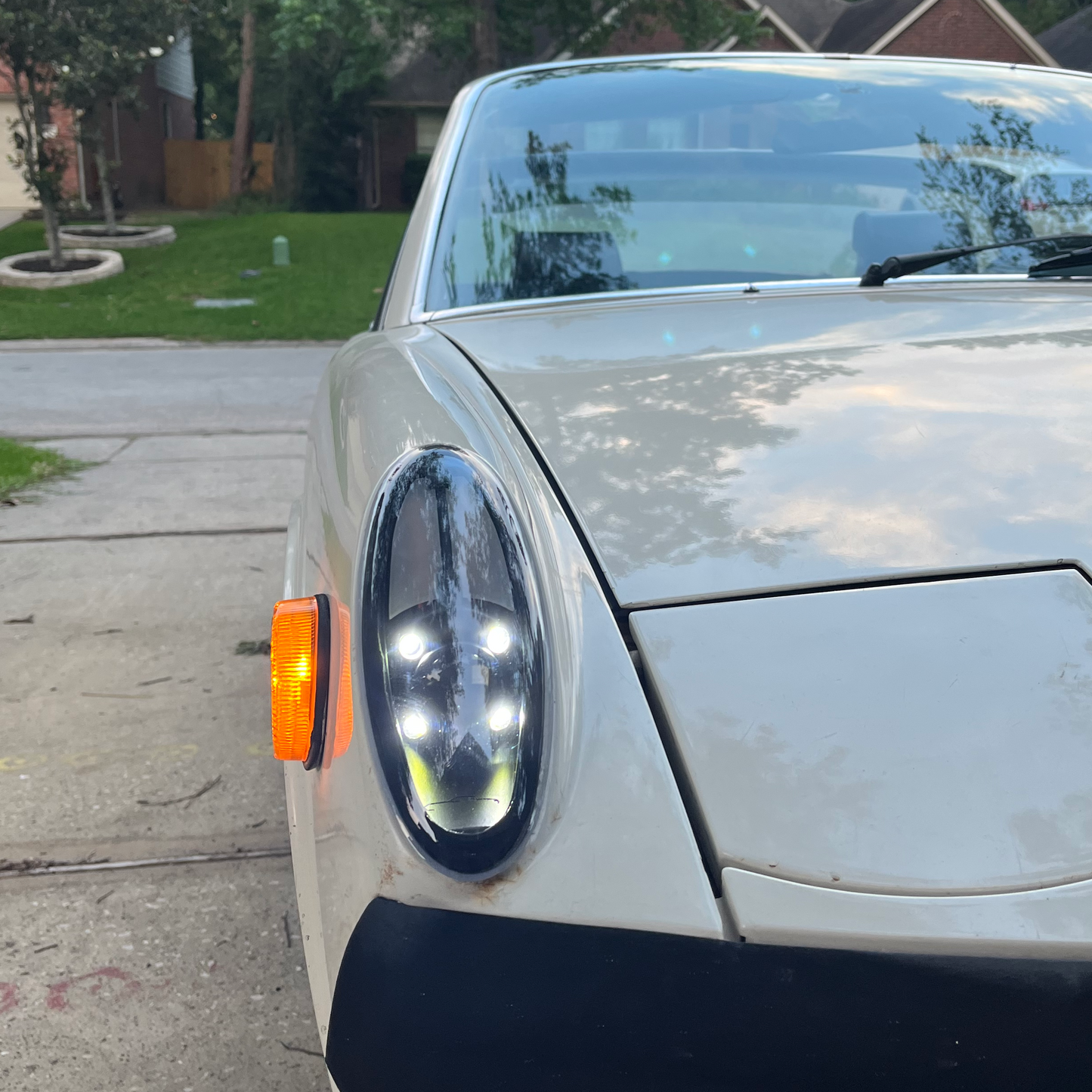 Custom-Modern Signal/Headlight Combo for Porsche 914