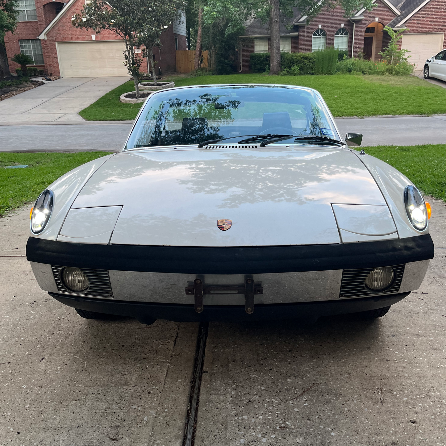 Custom-Modern Signal/Headlight Combo for Porsche 914